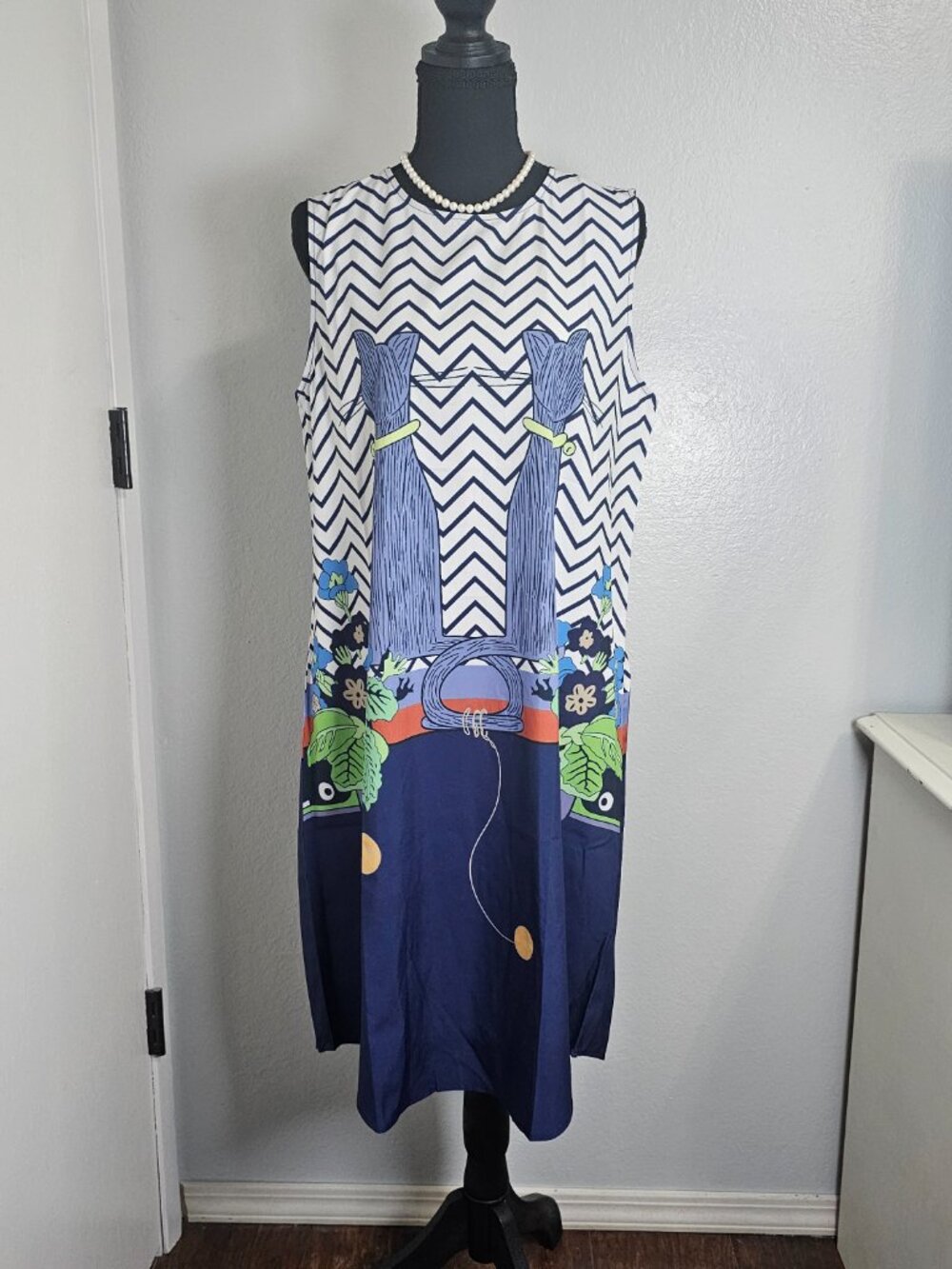 Zanzea Chevron Sleeveless Blue White with Cat Print Design Dress Size Large NEW - Picture 2 of 6